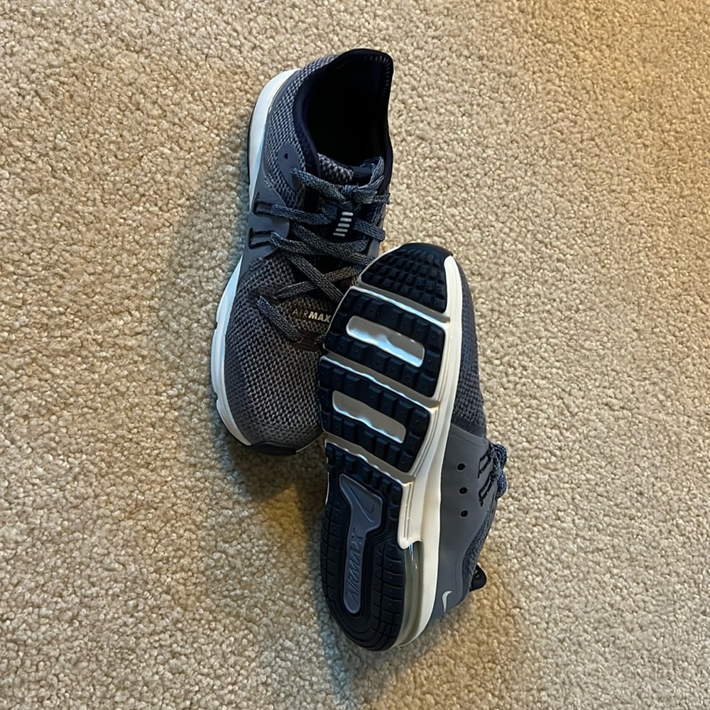 Boys Nike Air Max Sequent 3, Blue & White, Size 13C
Brand New, Never Worn